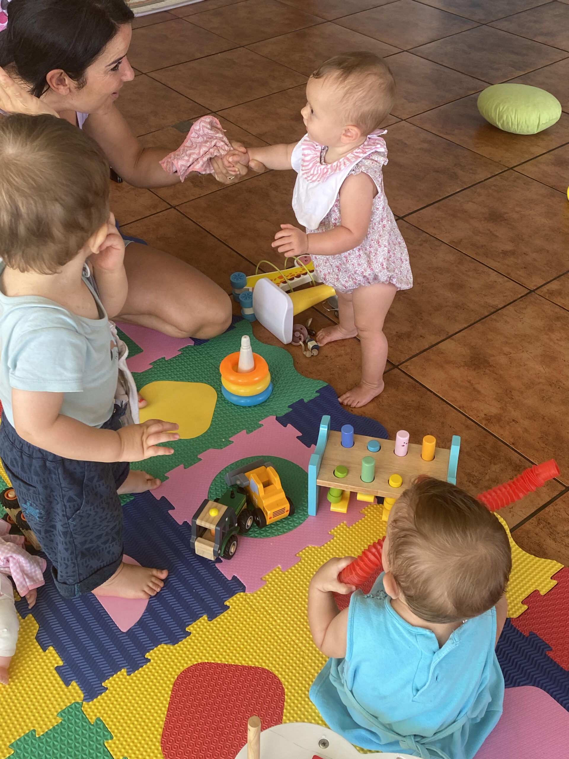 Crèche à Pirae assurant un environnement propre, sain et adapté à l’accueil des jeunes enfants.