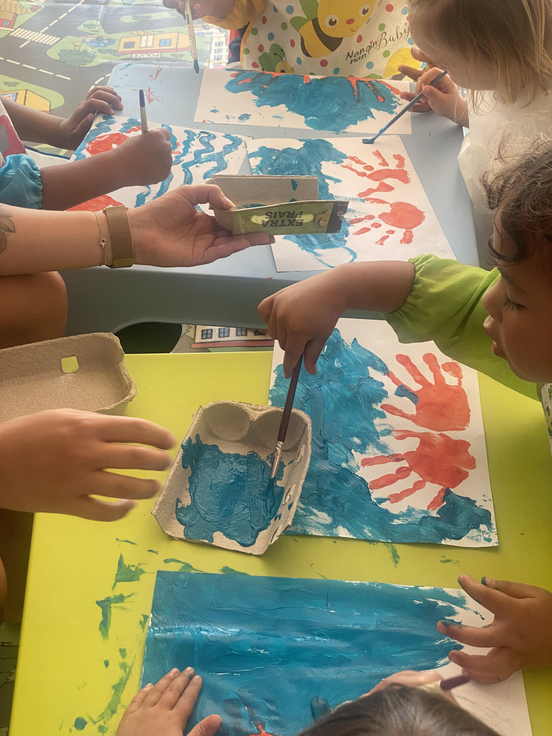 Crèche et garderie pour tout-petits à Taaone, Tahiti, dans un cadre accueillant et sécurisé.